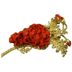 1960s Coral, Diamond and Gold Brooch
