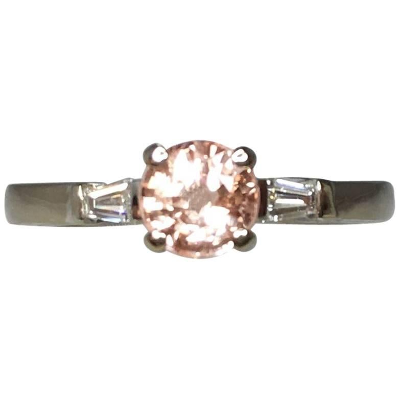 Orange-Pink Ceylon Padparadscha Sapphire Diamond Ring 18 Karat IGI Certified