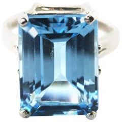 Brilliant Blue Topaz Ring Brilliant Blue Topaz Ring