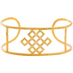 Chinoiserie Endless Knot Cuff, Hand-Hammered Solid 18 Karat Gold and Diamonds
