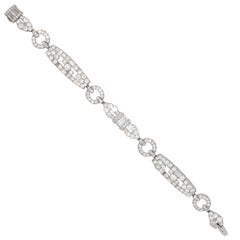 1920s Art Deco Diamond and Platinum Bracelet 1