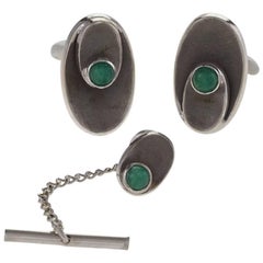 Ensemble boutons de manchette et pince à cravate en chrysoprase et or des années 1950