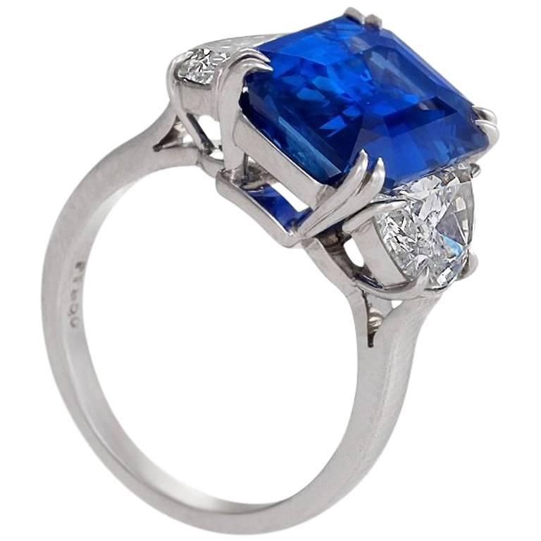 Ceylon No-Heat Sapphire and Half-Moon Diamond Ring 