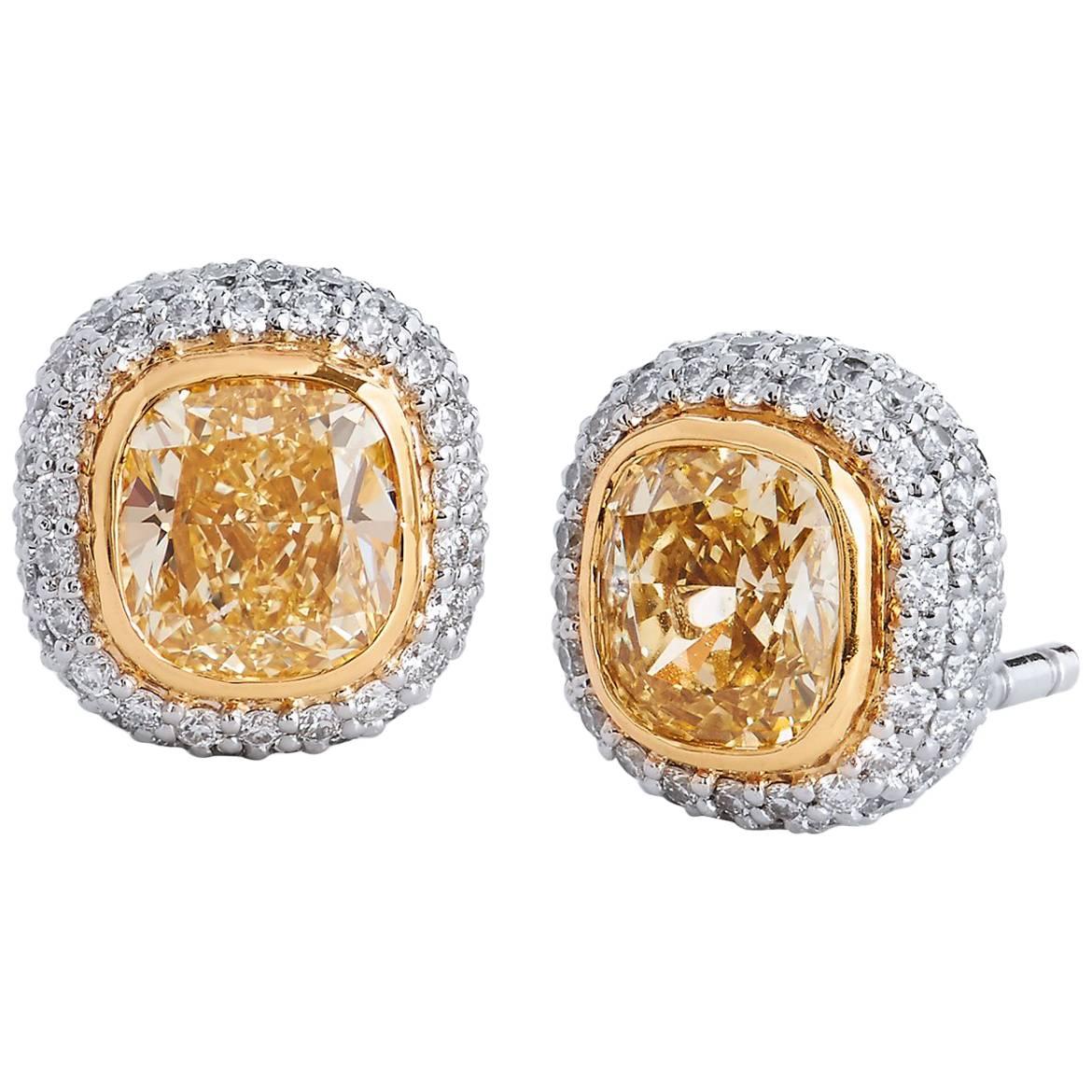 Tiffany & Co. 1.68 Carat Fancy Yellow Diamond Stud Earrings