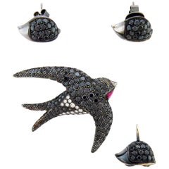 De GRISOGONO Diamond 18 Karat Black Rhodium Gold Earrings Brooch Pendent Set