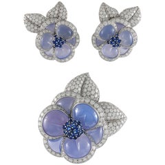 Van Cleef & Arpels Diamond Chalcedony Sapphire Gardenia Brooch and Earrings 9