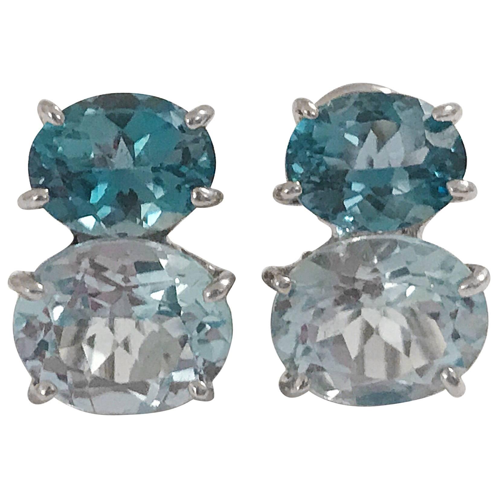 Boucles d'oreilles moyennes GUM DROPTM avec topaze bleue bicolore