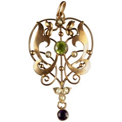 Antique Victorian Suffragette Pendant 9 Carat Gold, circa 1900 2