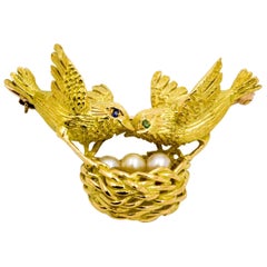 Vintage Pearl Emerald Gold Bird's Nest Brooch with Birds