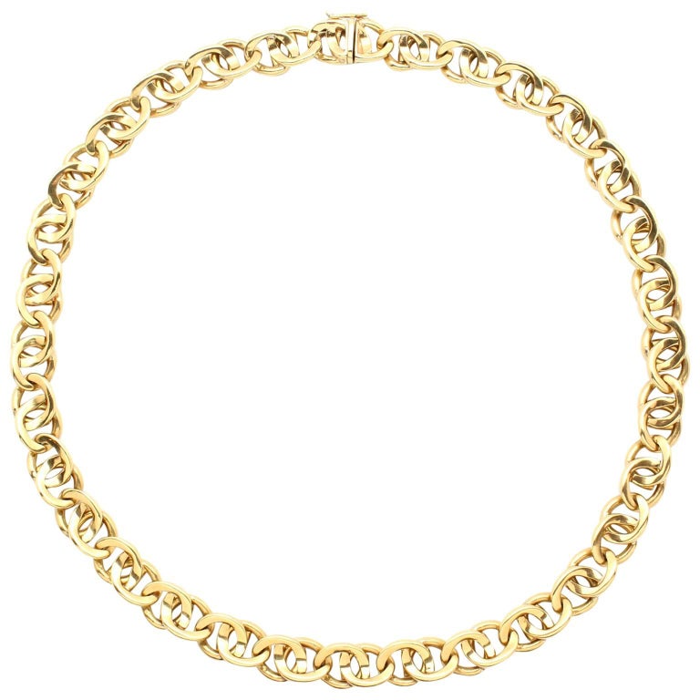 Vintage 18 Karat Yellow Gold Fancy Link Chain Necklace For Sale at 1stDibs
