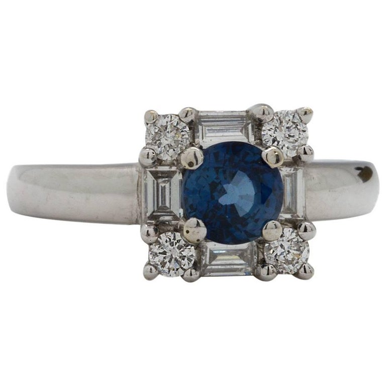 Modern Sapphire Diamond Ring For Sale at 1stDibs