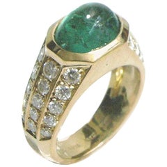 Vintage Cabochon Emerald 2.50 Round Diamonds 1.10 Yellow Gold Ring, circa 1960