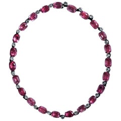 Late Edwardian Pink-and-White Paste Rivière Necklace