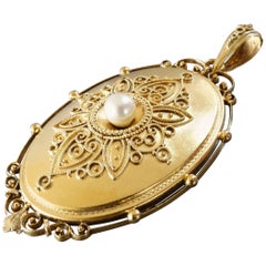 Large Antique Victorian Filigree Design Pearl Gold Locket