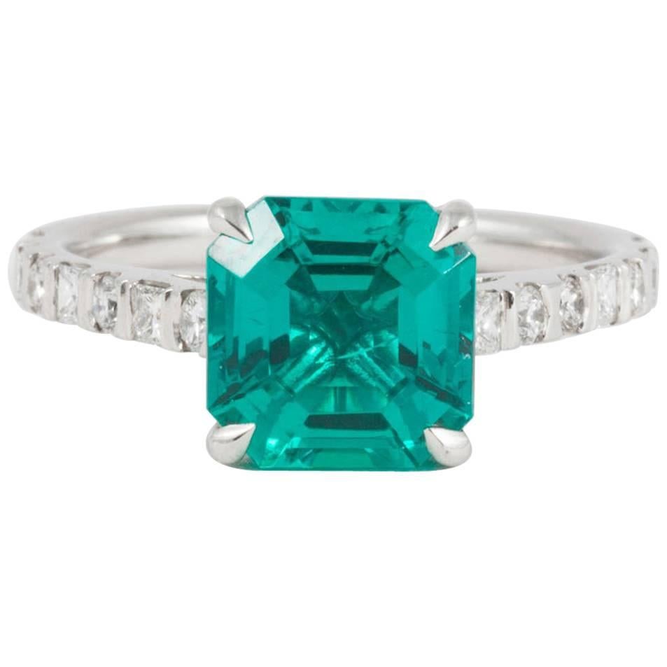 Retyirement Sale Platinum, Diamond and Ethical Don't Waste Beauty Emerald For Sale