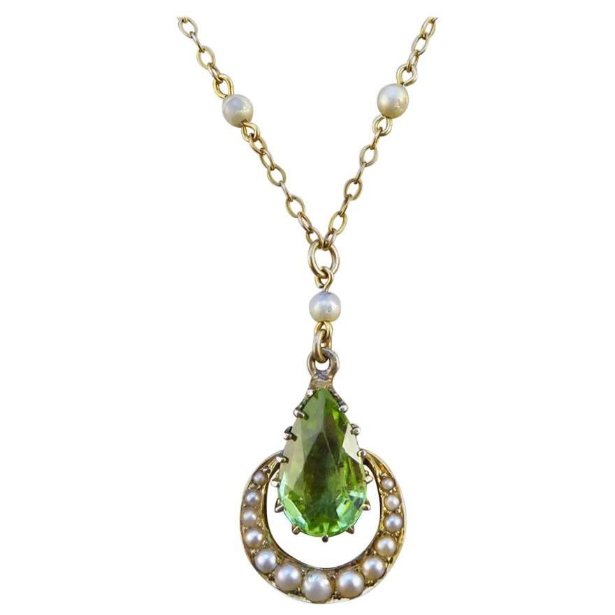 Edwardian Peridot and Seed Pearl Pendant Necklace in 9 Carat Gold
