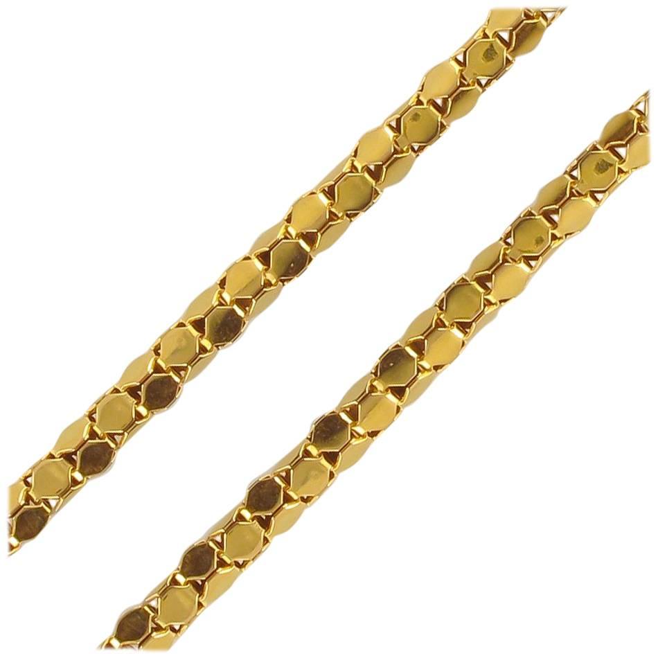 French 1960s 18 Carat Yellow Gold Chain Necklace