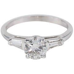 Art Deco 1.05 Carat G VS Diamond Platinum Engagement Ring