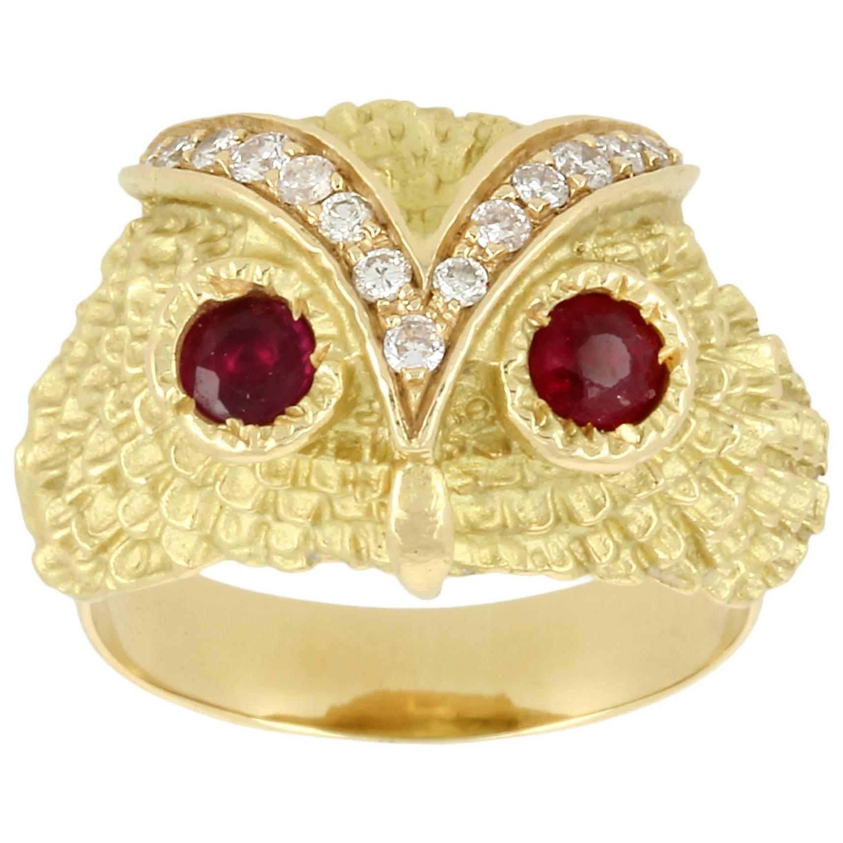 Yvonne Leon Contemporary Ruby Diamond Gold Ring For Sale