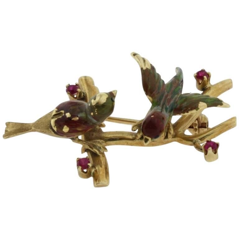 Luise Classical 18 kt Gold Brooch with Rubies For Sale