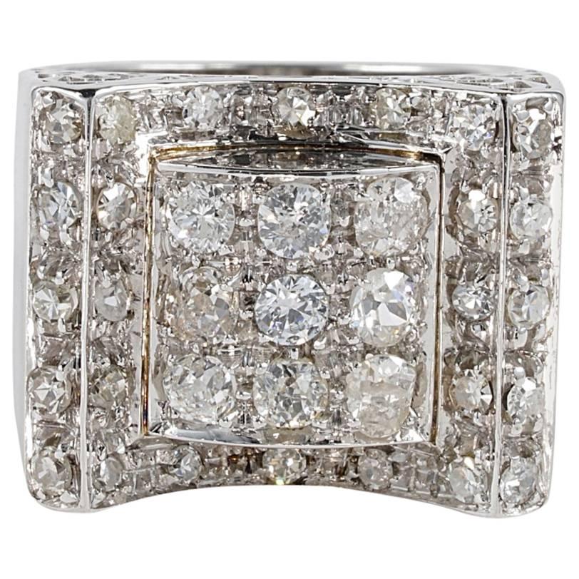 Art Deco 1.50 Carat Diamond Buckle Ring For Sale