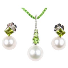 Autore White Gold South Sea Pearl, Diamond and Peridot Pendant and Earrings Set