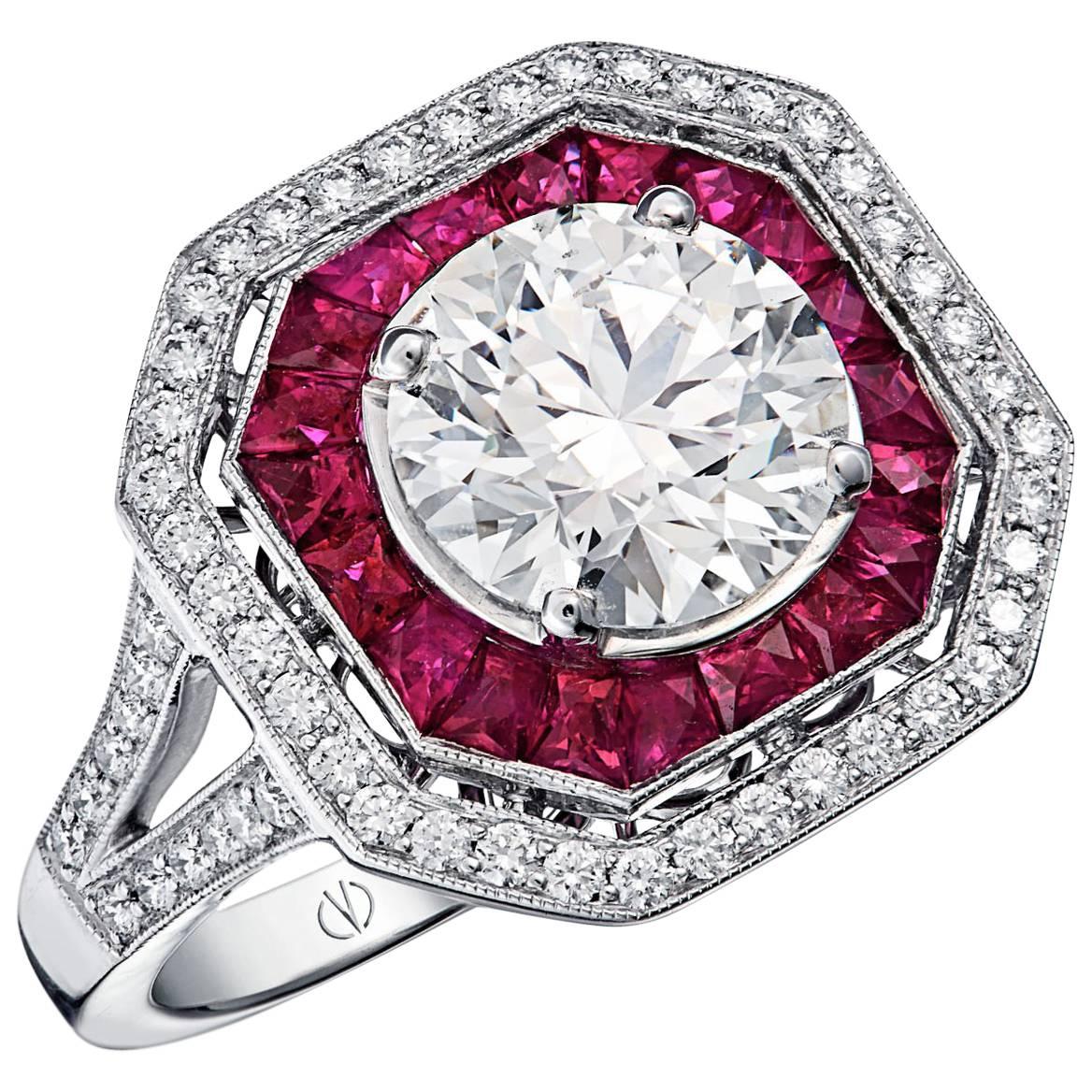 Victorine Caliber Cut Ruby and 2 Carat F VS2 Art Déco Diamond Cocktail Ring For Sale