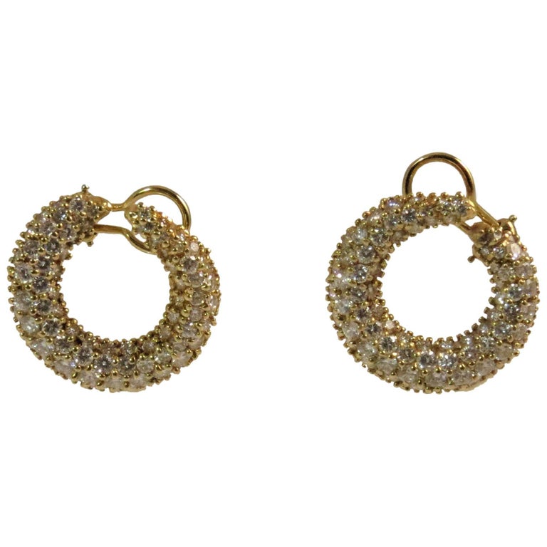 18 Karat Yellow Gold Pave Set Diamond Hoop Earrings For Sale at 1stDibs