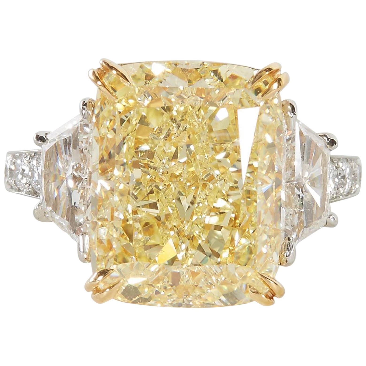 10 carat Fancy Yellow GIA Diamond Ring For Sale