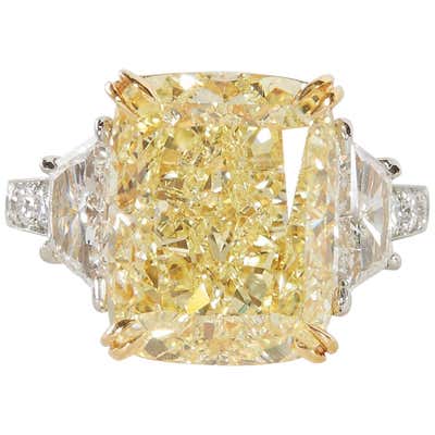GIA Certified 4 Carat Fancy Intense Yellow Diamond Ring For Sale at 1stDibs