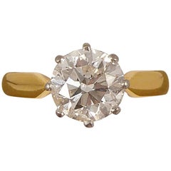 Contemporary 1.75 Carat Diamond Solitaire Ring set in 18 Carat Gold