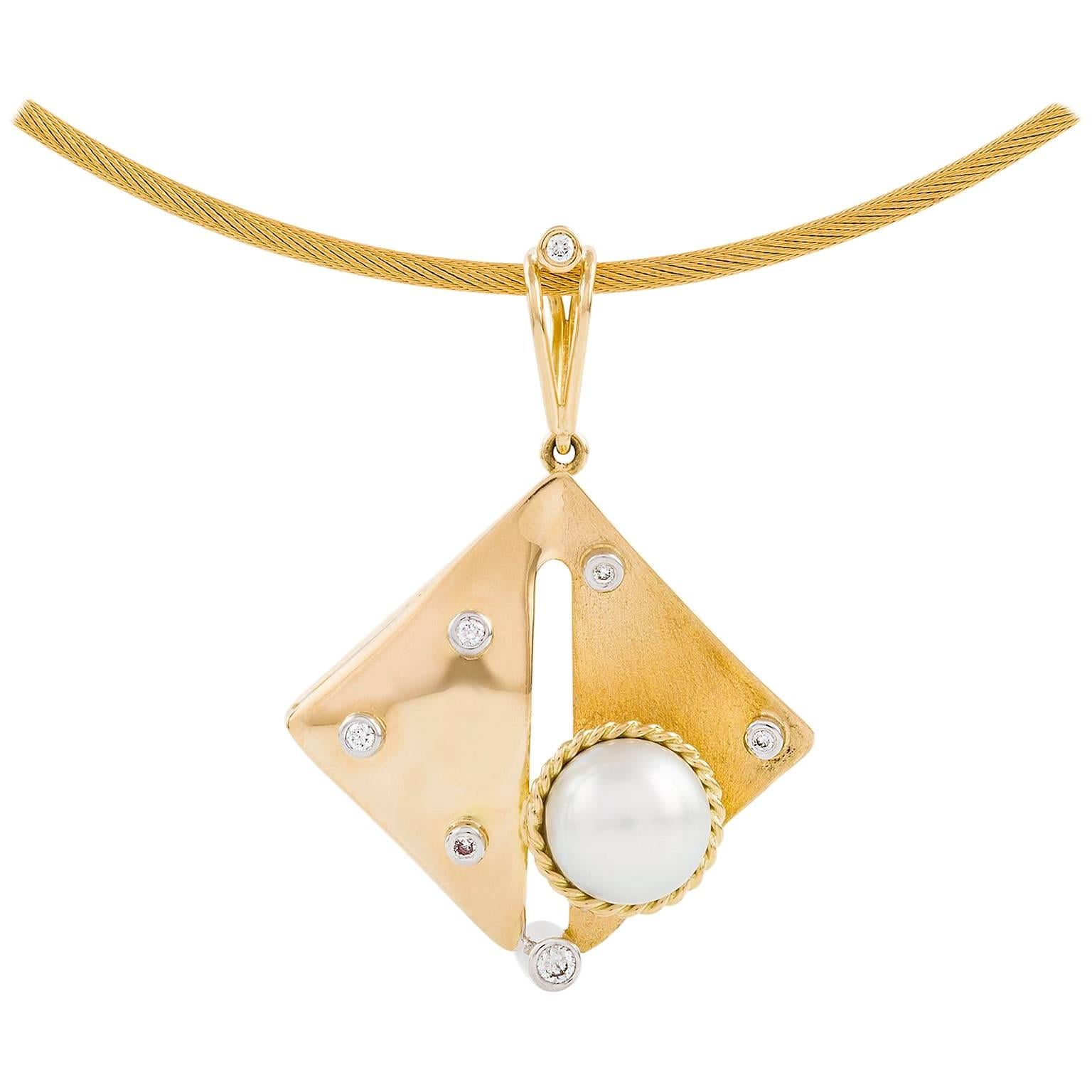 Kian Design 18 Carat Two-Tone South Sea Pearl and Diamond Pendant  For Sale