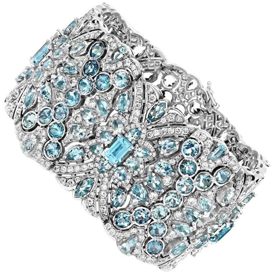 Aquamarine and Diamond White Gold Bracelet For Sale at 1stDibs