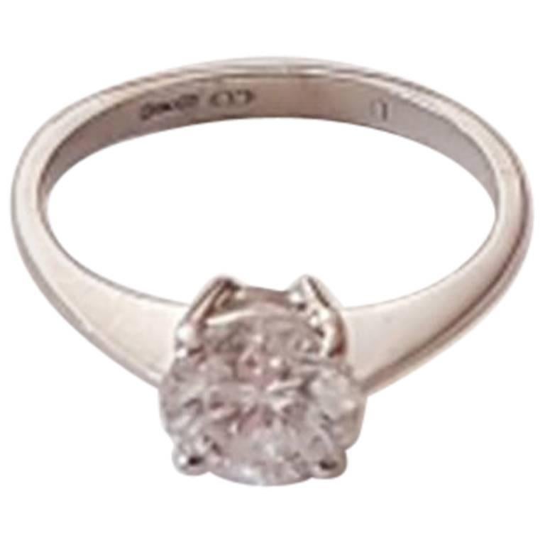 1 Carat Round Brilliant Diamond Solitaire Engagement Ring For Sale