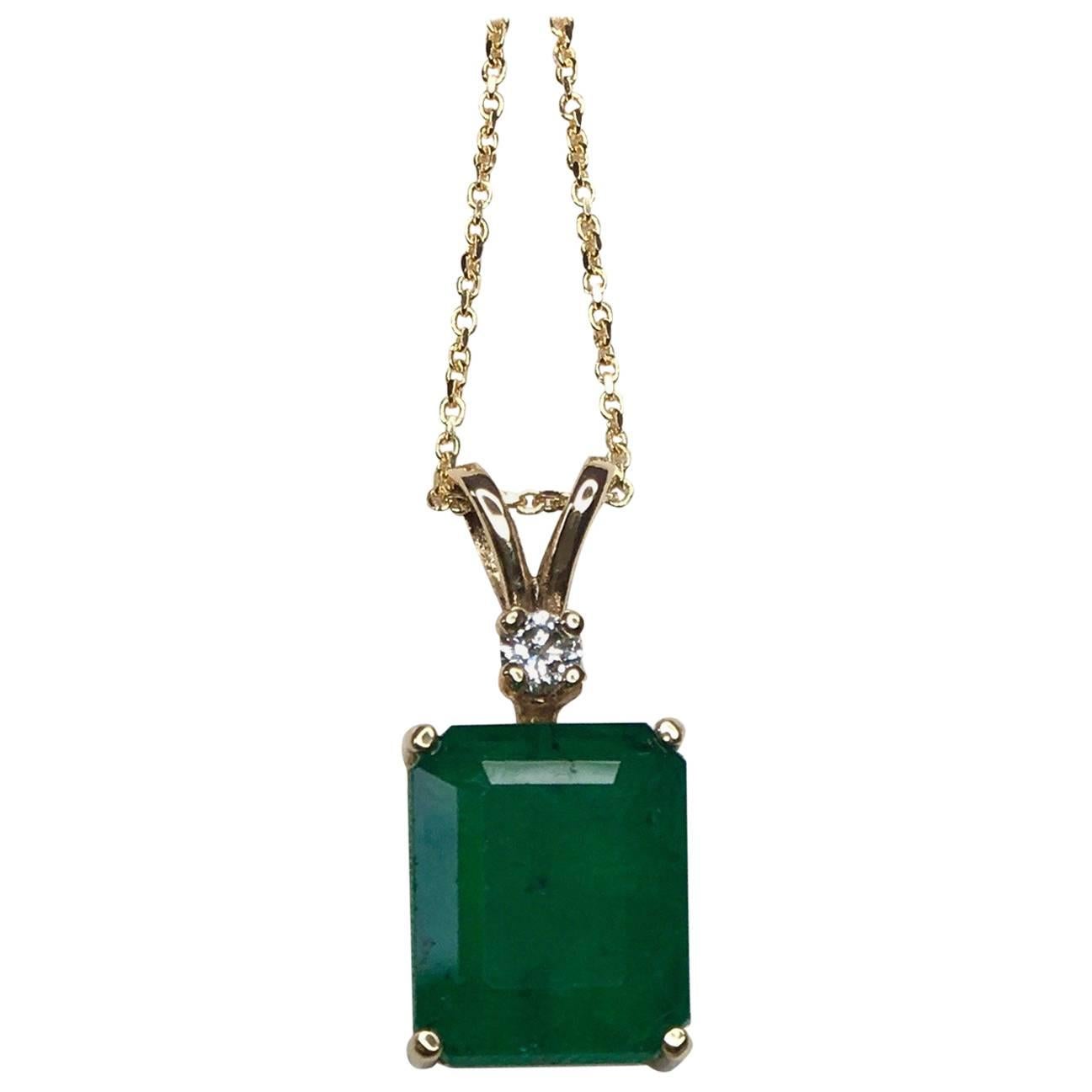 IGI Certified 4.51 Carat Zambian Emerald and Diamond 14 Karat Gold Pendant