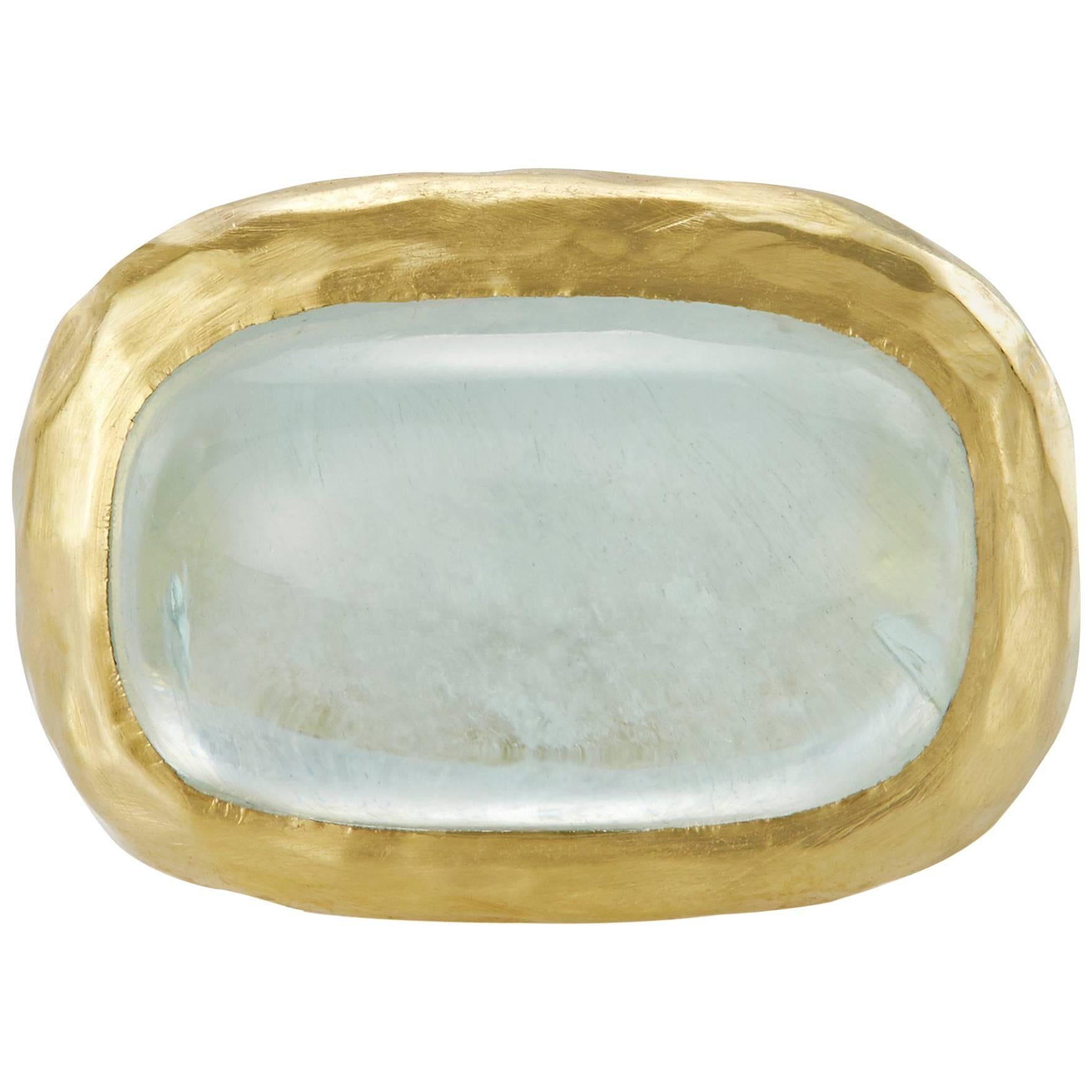 20.18 Carat Aquamarine Blue Sugarloaf Cabochon Gold Ring