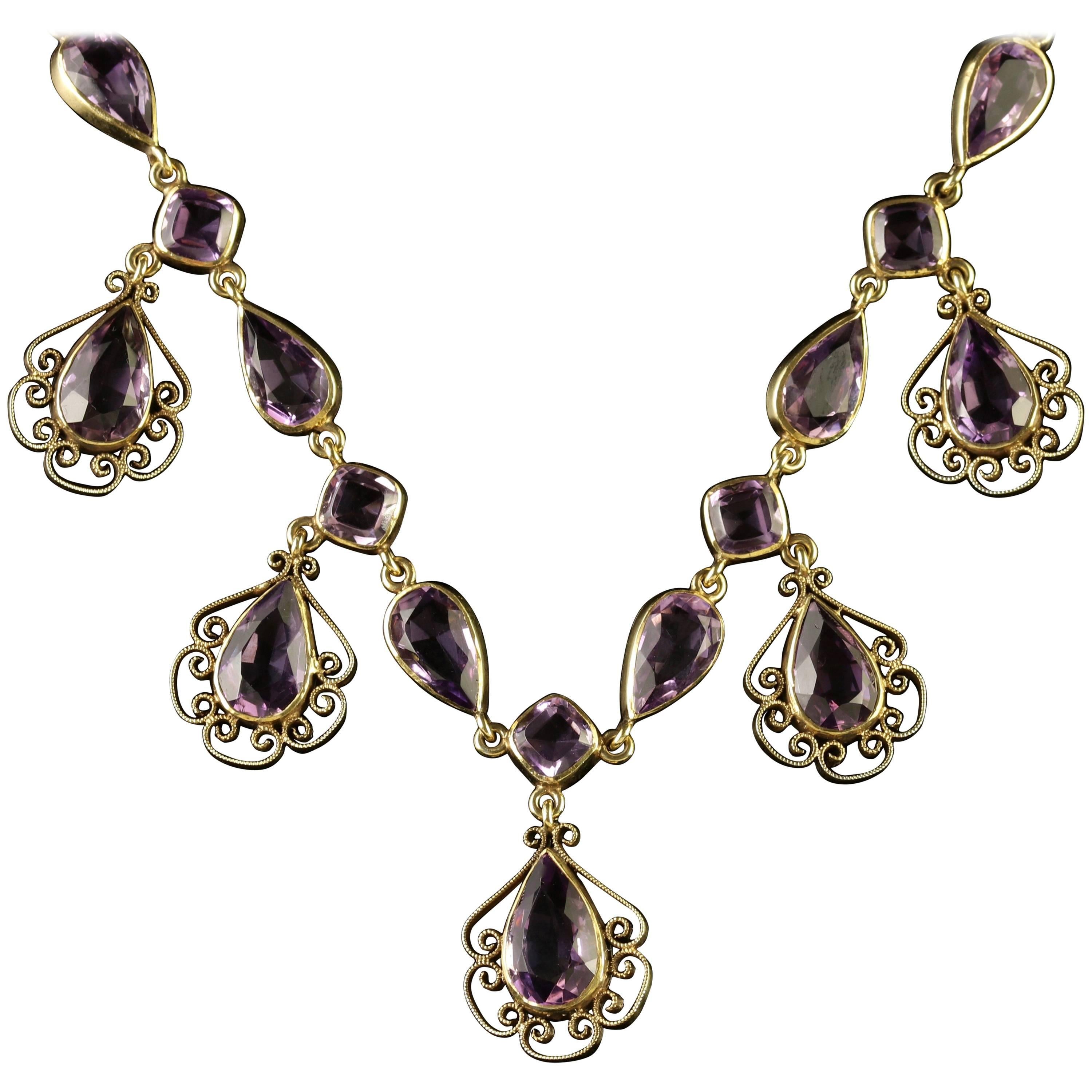 Antique Victorian Amethyst Gold Garland Necklace, circa 1900 For Sale