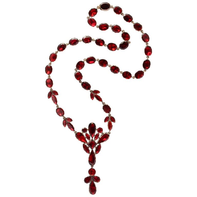 Antique Georgian Vivid  Garnet Necklace For Sale