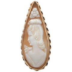 Gold Vintage Cameo Ring