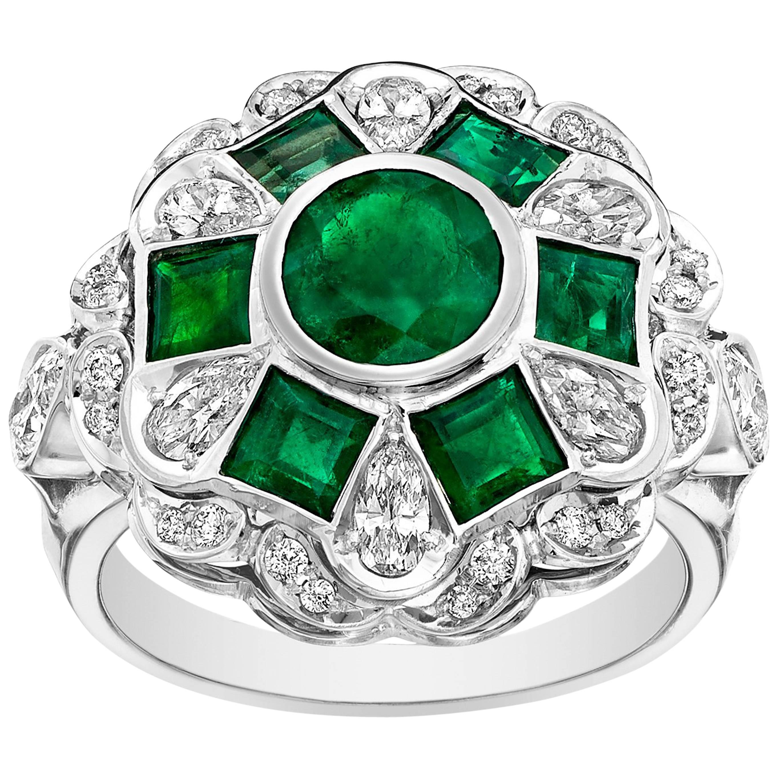 Emerald and Diamond White Gold Ring For Sale