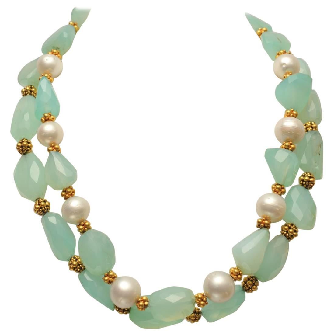 Chalcedony, 22 Karat Gold and South Sea Pearl Beaded Necklace For Sale