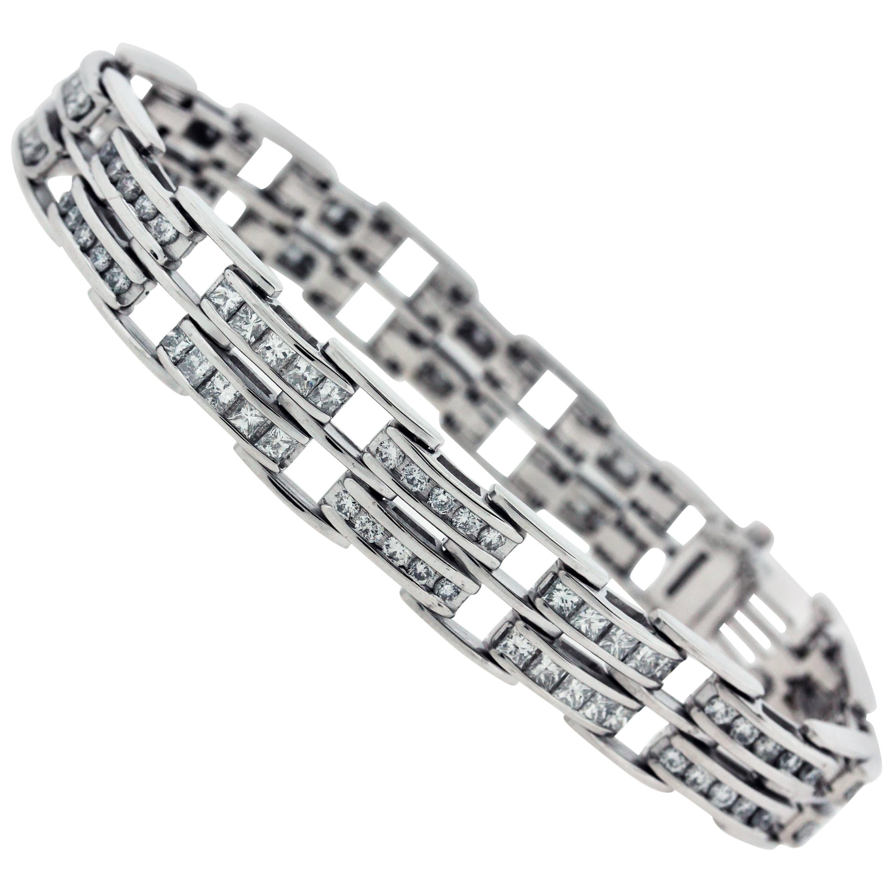 White Gold and Diamond Link Bracelet