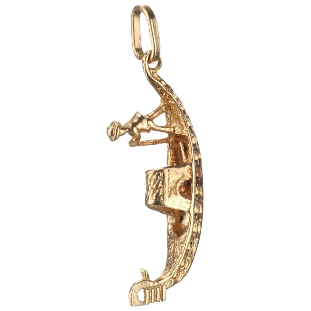 Gondola Charm in 18 Karat Yellow Gold For Sale