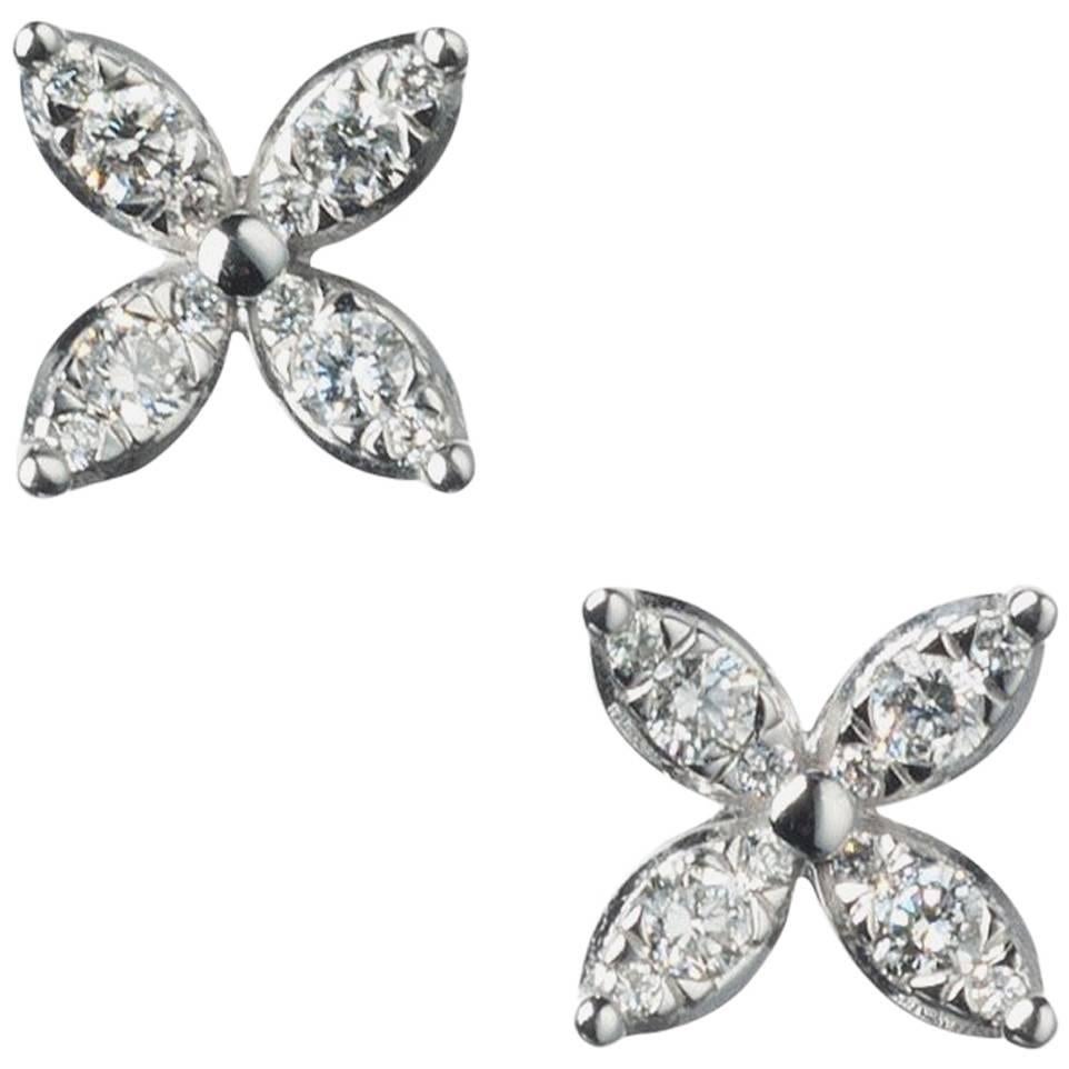 Kwiat Petite Star Diamond Stud Earrings in 18 Karat White Gold For Sale