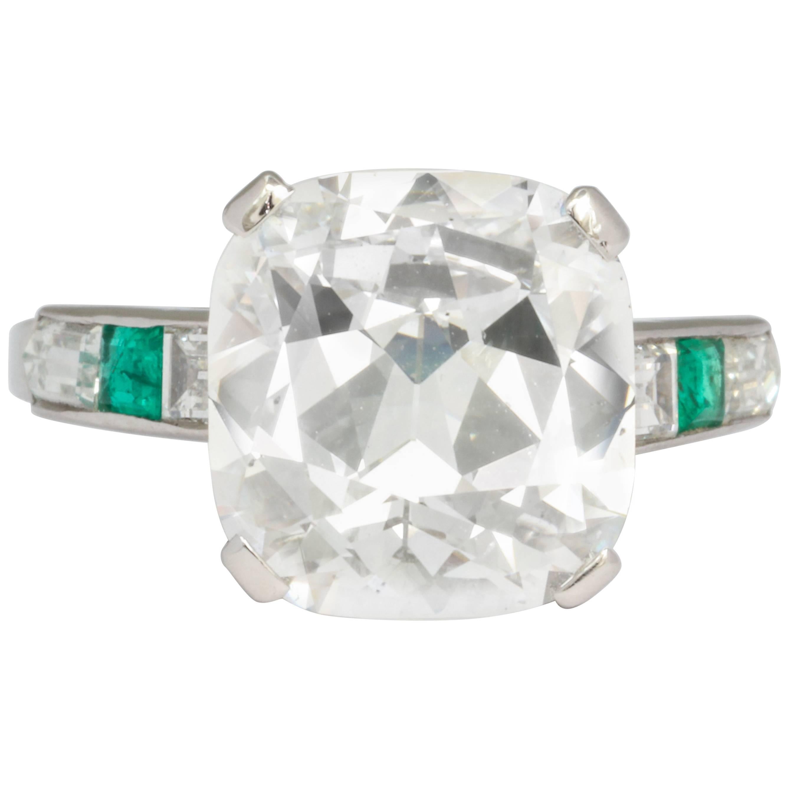 Art Deco GIA Certified 5.27 Carat Cushion Cut Diamond Emerald Engagement Ring