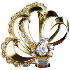 Vintage Brooch in Gold and Diamonds from the 1950s