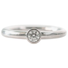 Ring aus Platin mit 0,18 Karat Diamanten von Tiffany & Co.