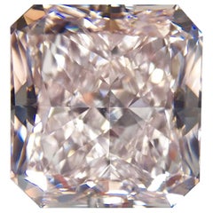 Diamant libre certifié par le GIA de 5::14 carats de couleur rose clair VVS1 taille radiant de type 2A