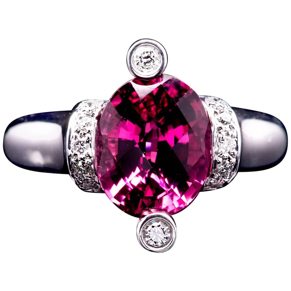 Contemporary Chic Rubellite Tourmaline and Diamond Ring in White Gold For Sale