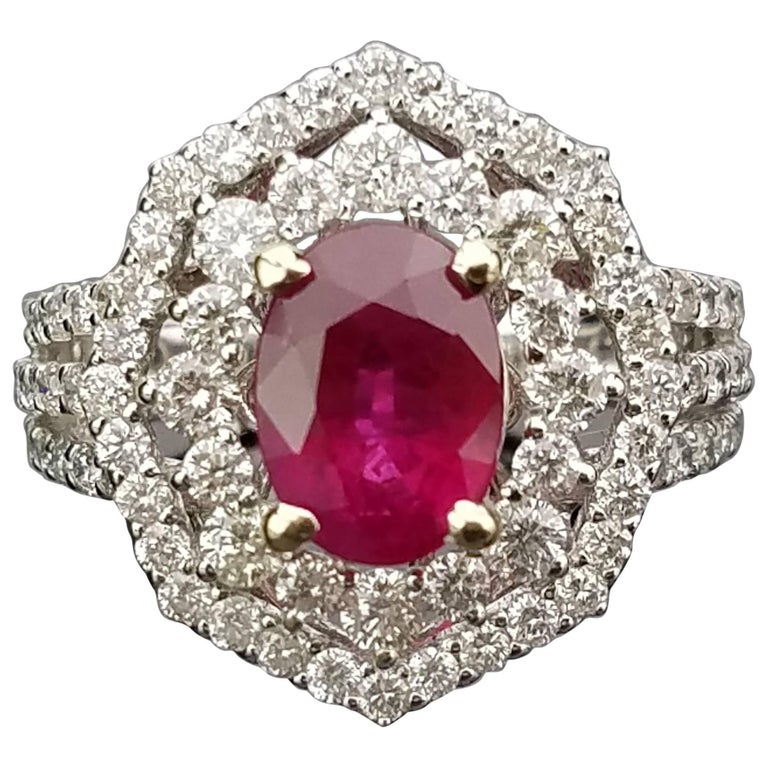 Bague Cocktail Vintage En Or Jaune 14 Carats Avec Rubis Ovale Et Diamants - Taille 6